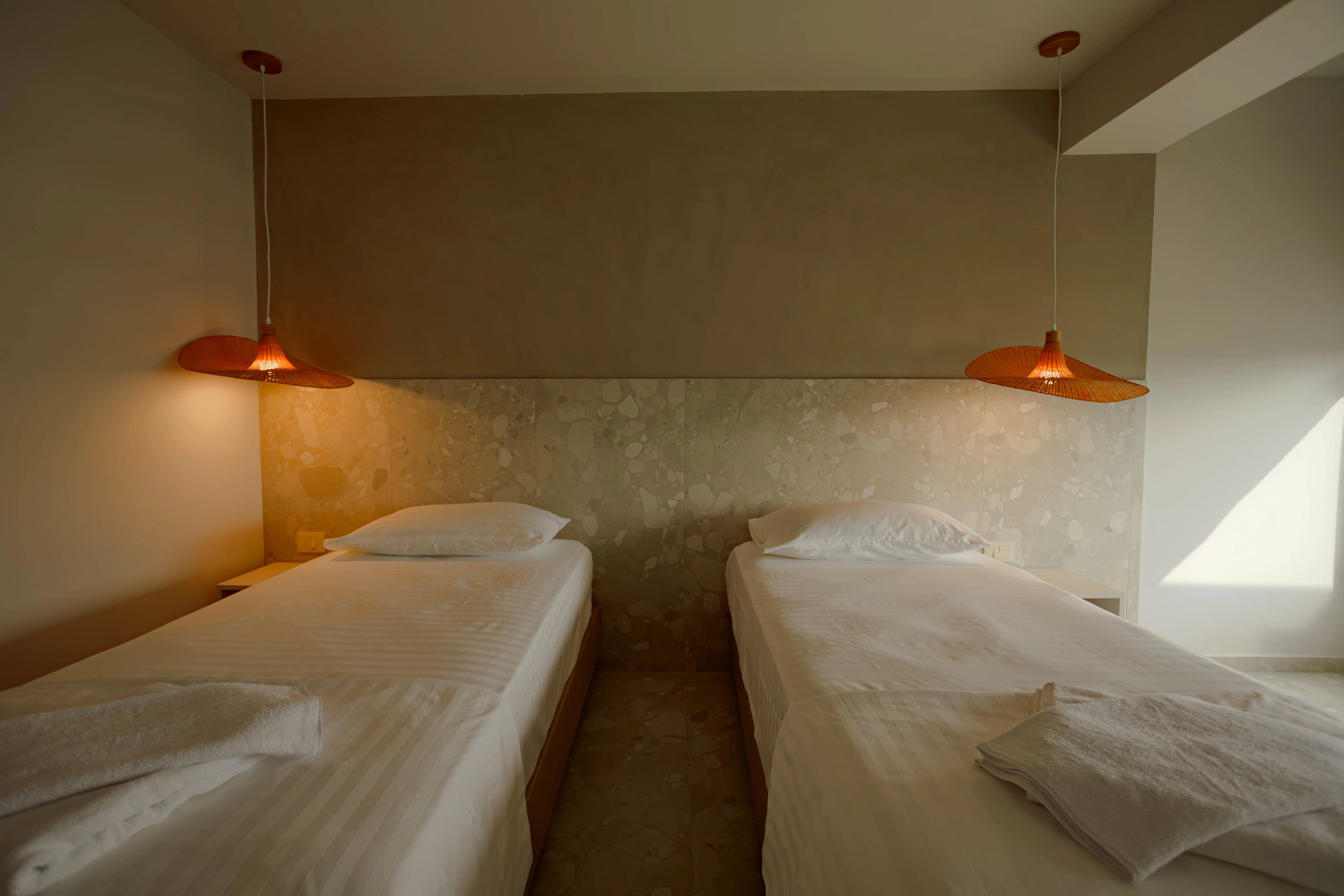 Vraja Mării by the Sea - Image 17