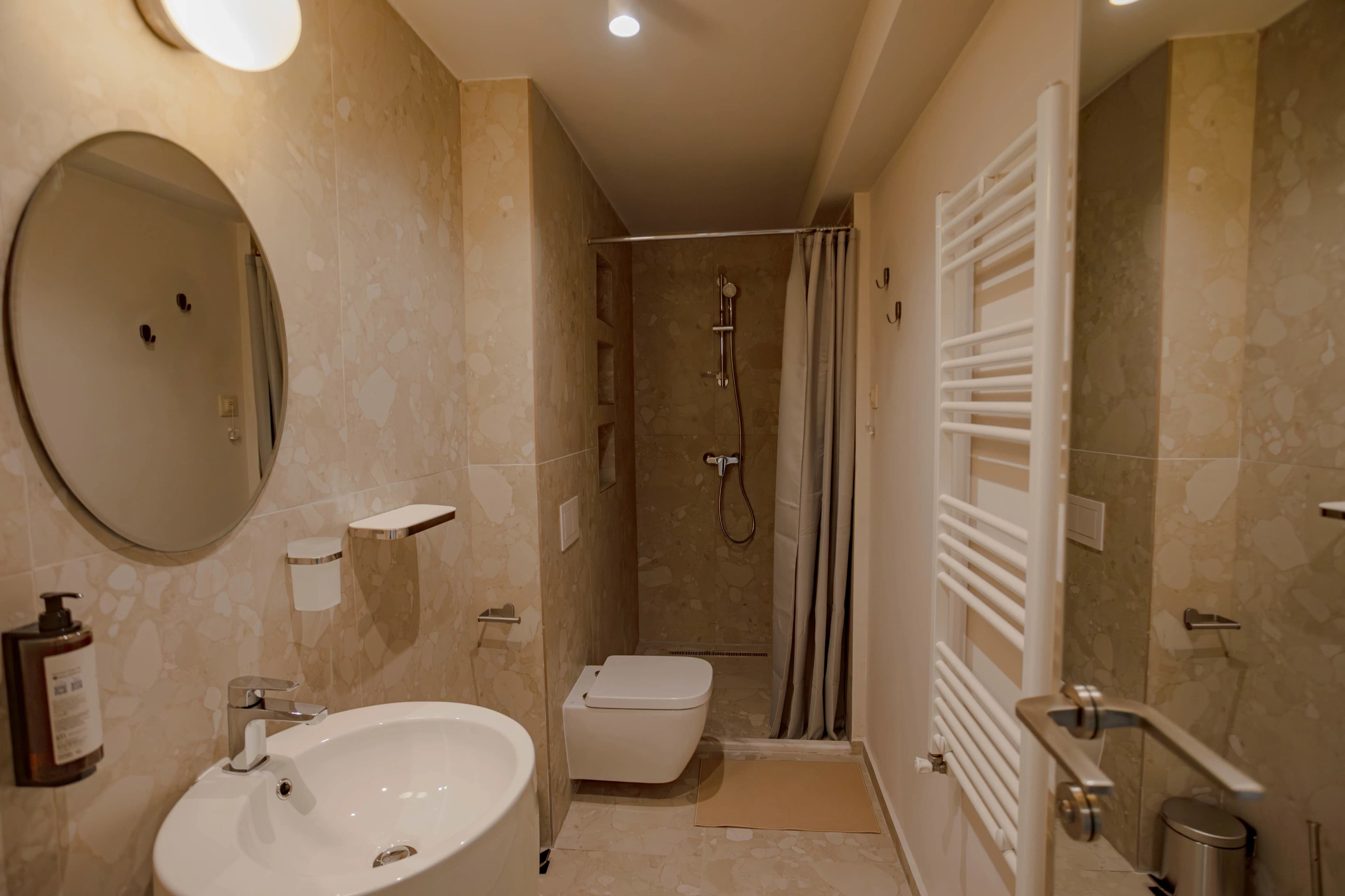 Vraja Mării by the Sea - Image 37