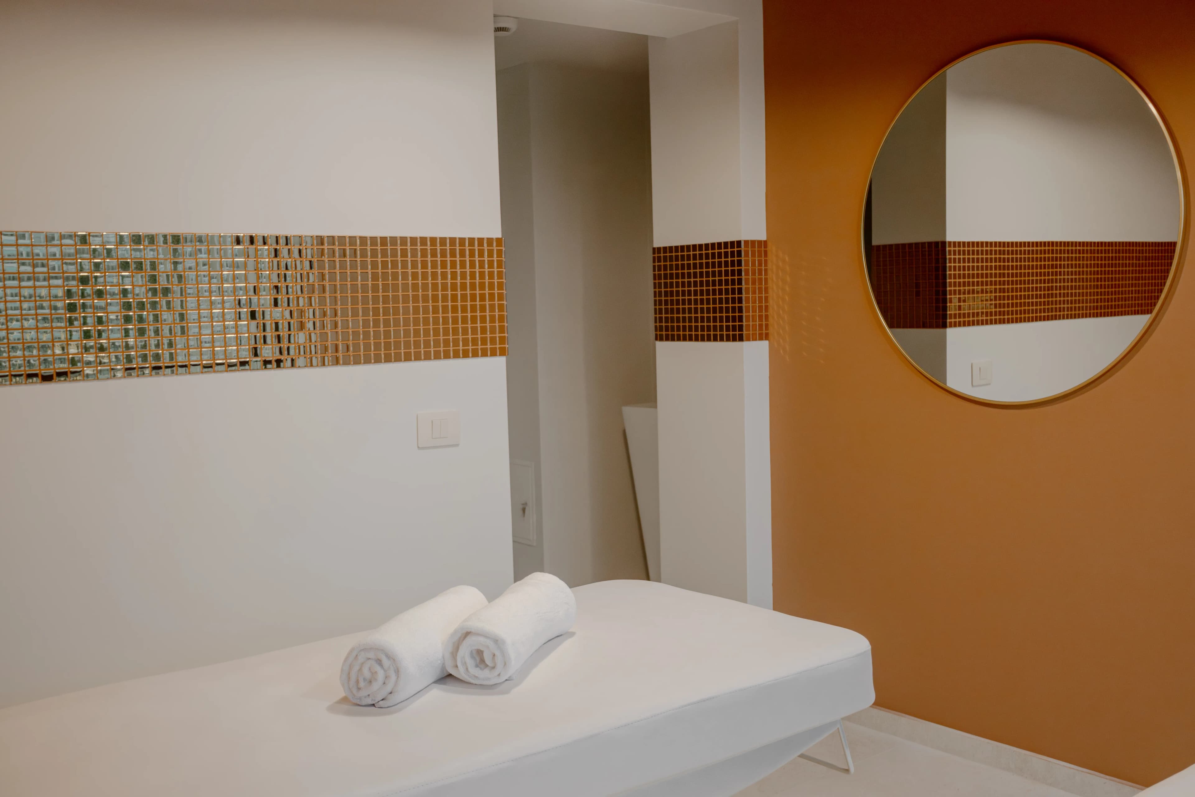 Vraja Mării by the Sea - Image 44